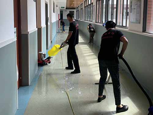 定點(diǎn)保潔服務(wù)-專業(yè)保潔-快速上門(mén)